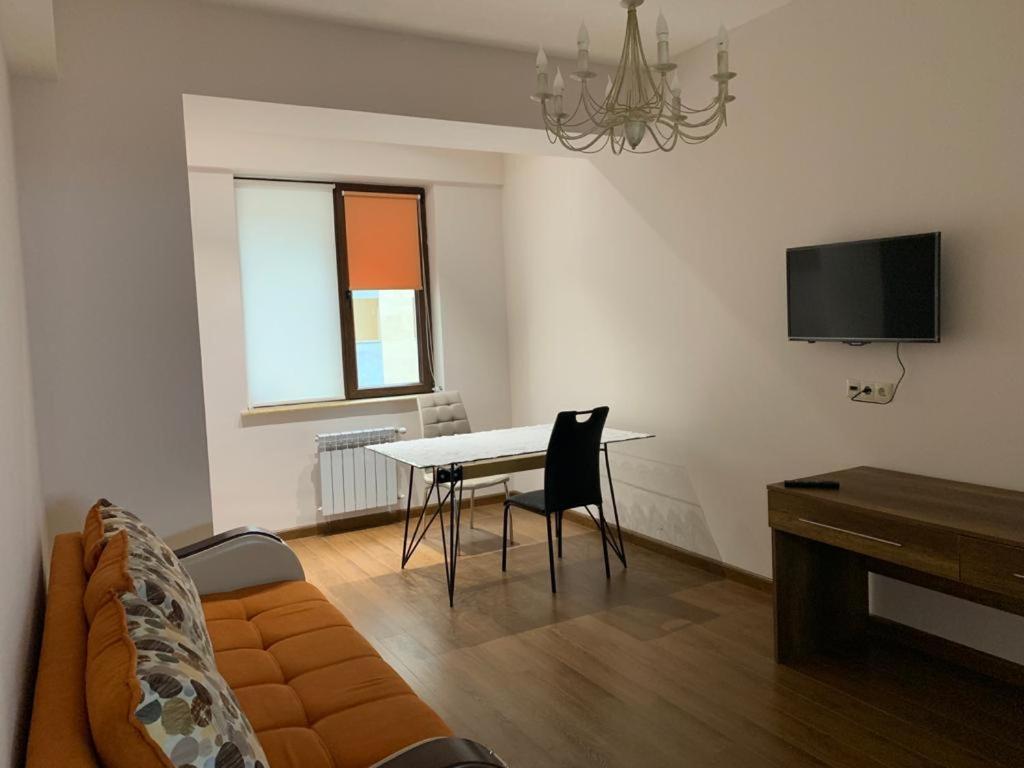 City Central Apartment Erivan Exterior foto